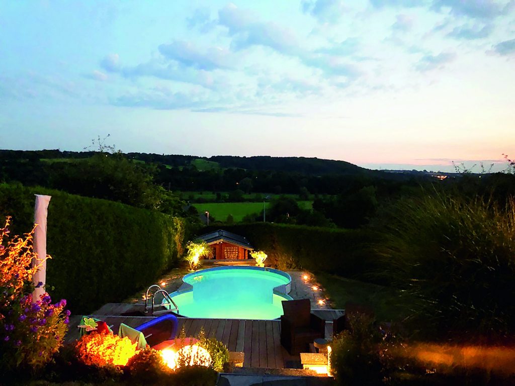 Coqon Reportage Gartenansicht