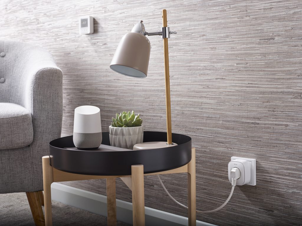 Wiser Smart Plug Wohnzimmer
