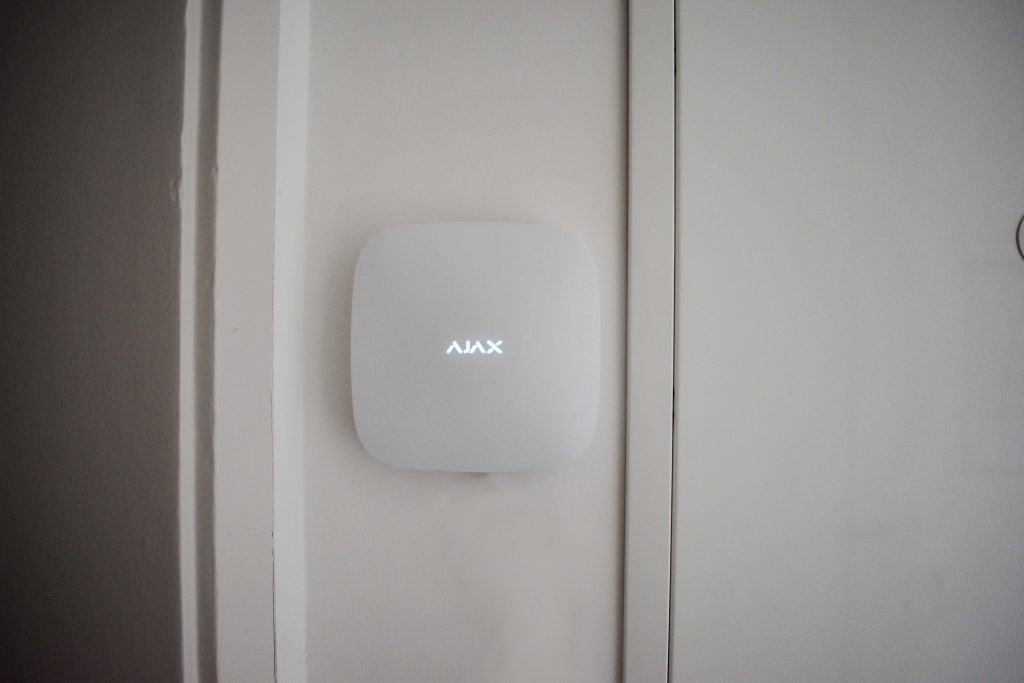Ajax Smart Home Sicherheitssystem Hub