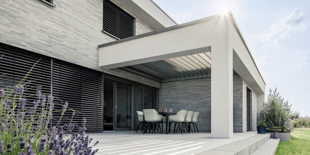 Der KNX converter WMS bringt KNX und WMS zusammen. Befehle aus der KNX Gebäudeautomation werden an den converter übertragen und von dort per Funk an die WMS Empfänger weitergeleitet.